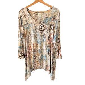 Chico’s Sz L Stretch Jersey Knit Asymmetrical Hem Boho Paisley Blouse 3/4 Sleeve